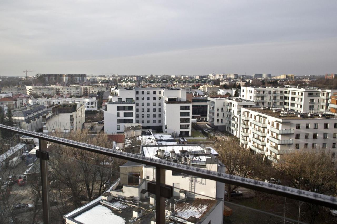 Triton Park Accommodation By P&O Serviced Apartments Варшава Екстер'єр фото